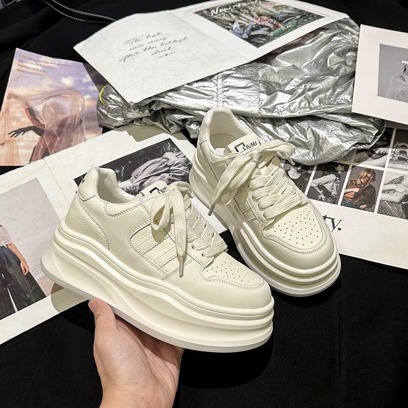 

Кеды на платформе студенческие маффины маленькие белые туфли женские 2025 осень новые маленькие универсальные платформа повседневные кеды 35