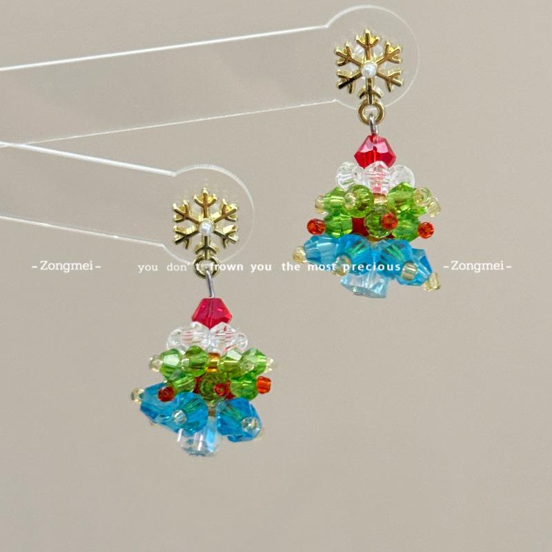 3D Christmas Tree Earrings with Red Bow - Heavy Beaded Crystal Ear Clips, Hand-Woven Holiday Accessories
