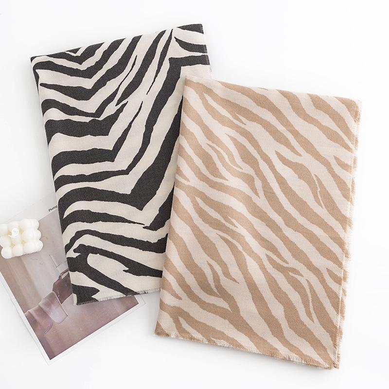 Versatile Autumn and Winter Thickened Zebra Pattern Imitation Cashmere Scarf for Women Cold Proof Warm Neck Scarf Striped Shawl