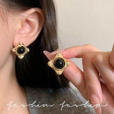 High Quality Retro Maillard Black Agate Stud Earrings, High Sense Light Luxury Niche Design, Thin Sterling Silver Needle Earrings