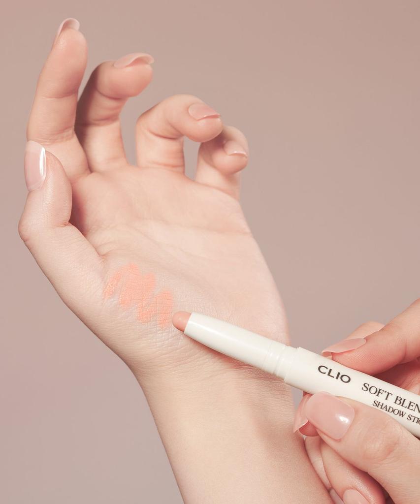 [NEW] Soft Blending Shadow Stick (2 types: Shimmer, Matte)