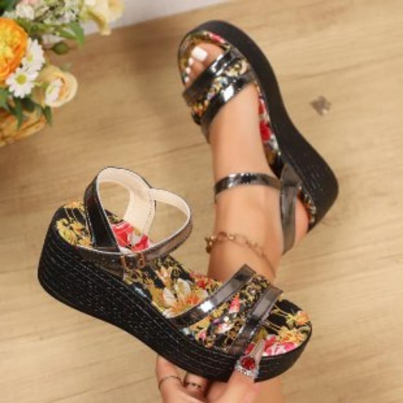 Fashion Plus Size 2025 Platform Women's Buckle Strap Sandals Summer Wedges Mixed Colors Weave Sandals for Hot Sale Daily Casual Shoes