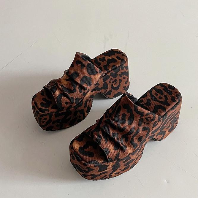 Women Chunky Slippers Sexy Leopard High Heeled Slippers 2025Summer New Platform Sandals Summer Open Toe Wedge Slippers for Women