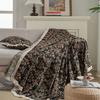 Exquisites Sofahandtuch Anti-Katzenkratzer Jacquard-Blume Retro Festlich Zugang Dicke Sofadecke Fabrik