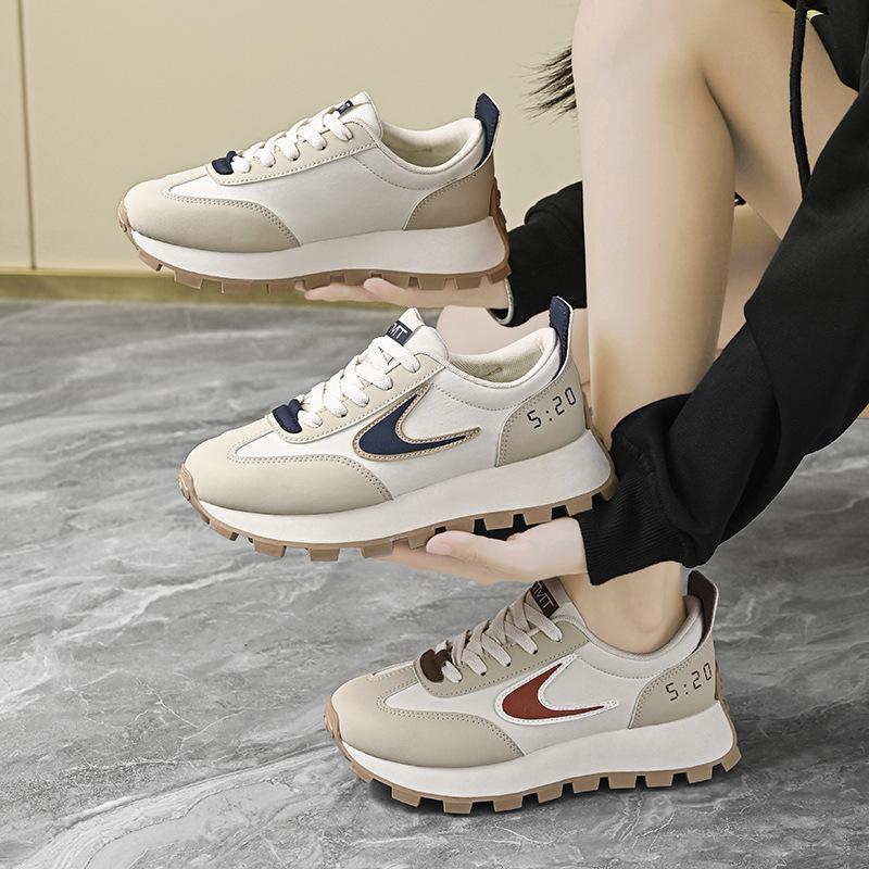 ins Korean version of Forrest Gump shoes women's 2025 autumn new student running sports shoes versatile thick-soled heightening dad shoes