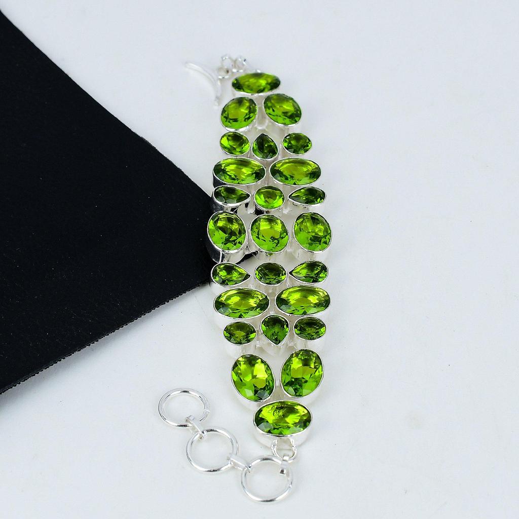 Peridotarmband, Grön peridotädelsten, Handgjorda peridotarmbandsmycken, Armband i grön färg, Gåva till henne, Jubileumsgåva Smycken