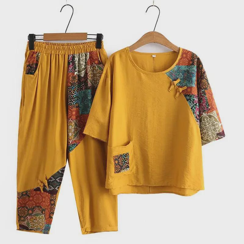 Letní retro oblek ve westernovém stylu: Dvoudílný volný střih pro módní babičky