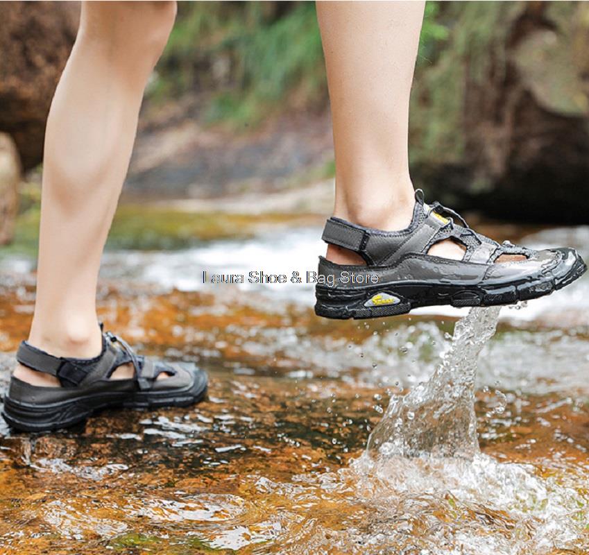 Fashion Breathable Men Sandal Hollow Mesh Summer Shoes New Men's Beach Shoes Casual Outdoor Baotou Fashion Flat Fishing Shoes Man Sandal