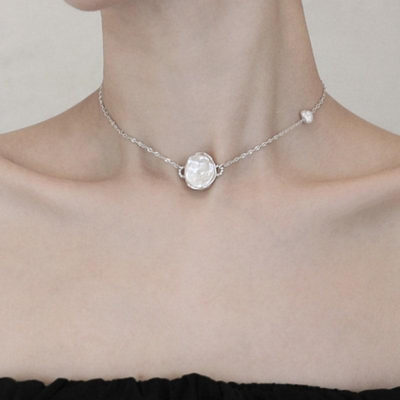 GOOBE NEO PEARL CHOKER