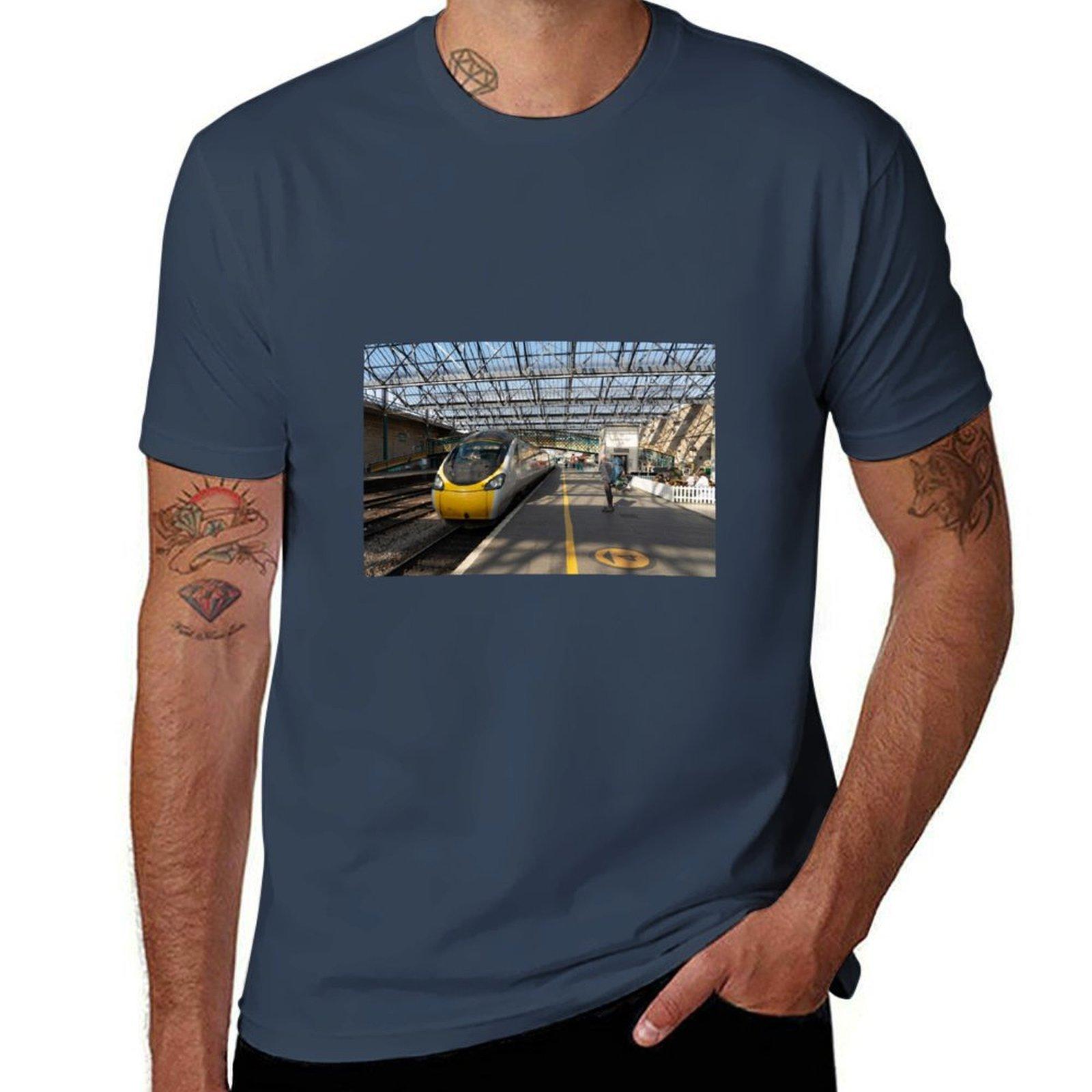 Carlisle Pendolino TShirt Christmas Casual Tee Shirt S