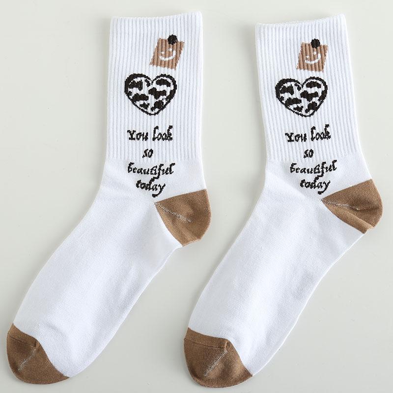 Roliga Herrstrumpor Glada Nya Mode Ins Stil Strumpor För Kvinnor Och Män Hip Hop Harajuku Tecknad Fotboll Bomullsstrumpor