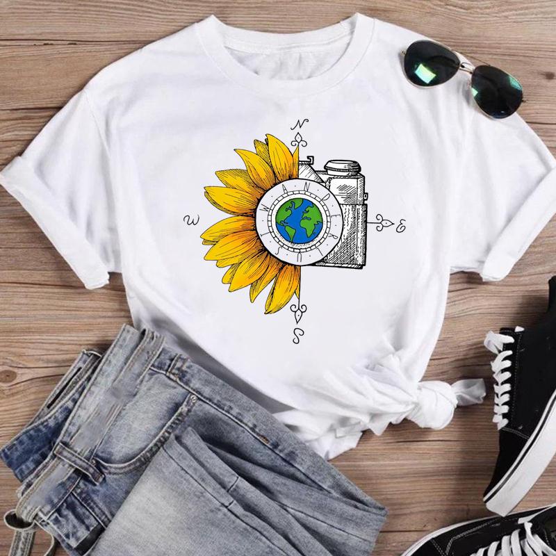 Tisk Camper Flower Vintage Móda Ženy Kreslený Krátký rukáv Grafika T Top Letní košile Trička Běžné Dámské Tričko