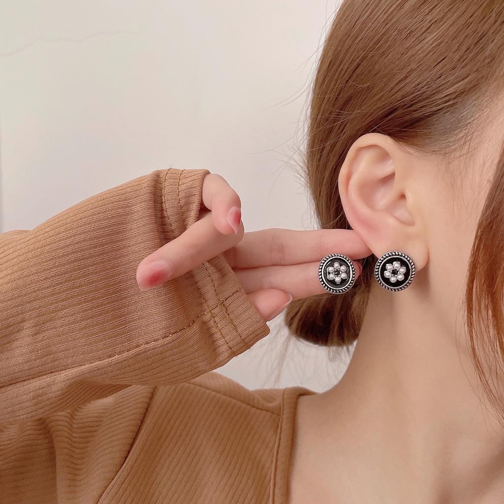 S925 Silver Needle Korean French Retro Stud Earrings Women's Round Pearl Flower Earrings Do Not Fade Trendy Ears