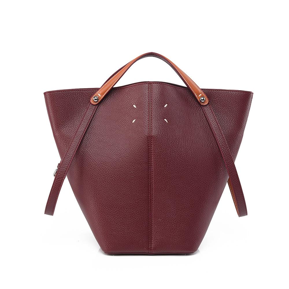 Handheld Bucket Bag, New Fashion Bag, Women's Large Capacity Autumn and Winter Tote Bag, High-end Commuting Handbag