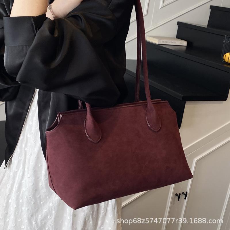 Frosted retro large-capacity women's bag 2025 new fashion high-end underarm tote bag fashion commuter shoulder bag