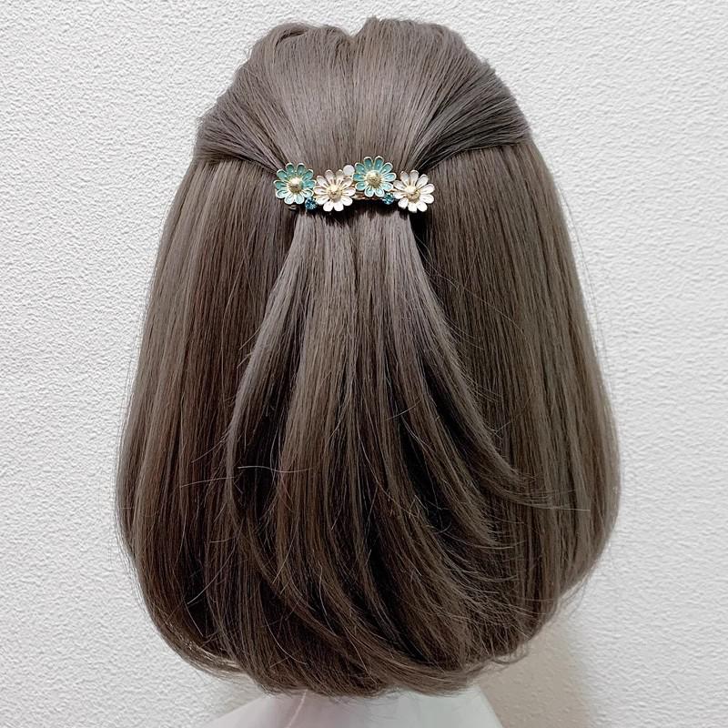 Korean Style Colorful Daisy Hair Clip - Trendy and Elegant for Women
