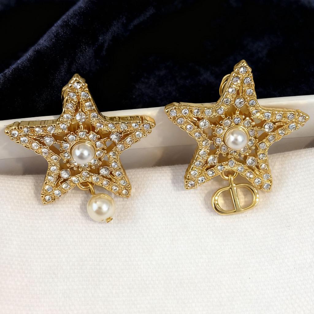 = Letter Five-pointed Star Full Diamond Earrings, Earrings, High-end Temperament, Light Luxury, Fashion Temperament, Versatile