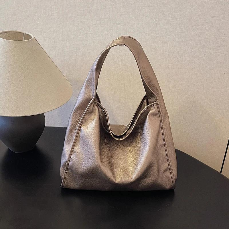 Versatile Large Capacity Soft Leather Bag  Commuter Shoulder Bag  High-End and Versatile  New Fashion