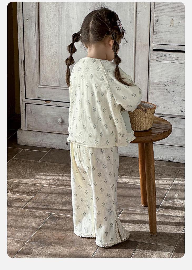 Spring 2026 Baby Girl Three-Piece Set: Flare Pants, Printed Top, and Jacket
