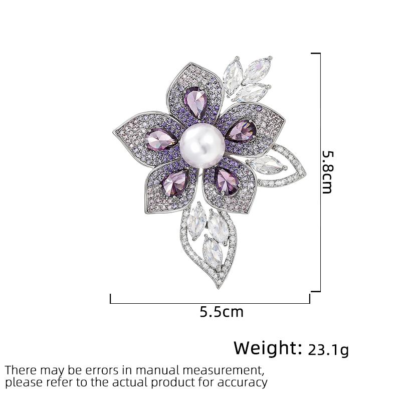 Women's Light Luxury Design Fashionable And Elegant Imitation Pearl Flower Brooch Versatile And Niche Design Brooch