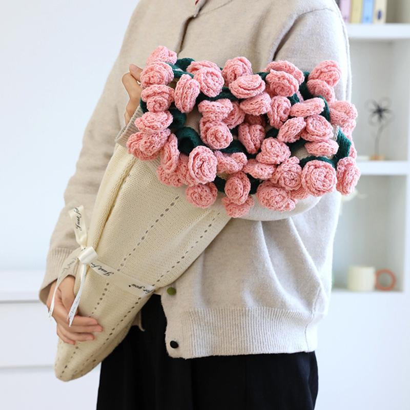 Round Rose Bundle Blanket Office Nap Yarn Ball Flower Carpet Hand Woven Blanket Foldable Into A Rose Bouquet Shape