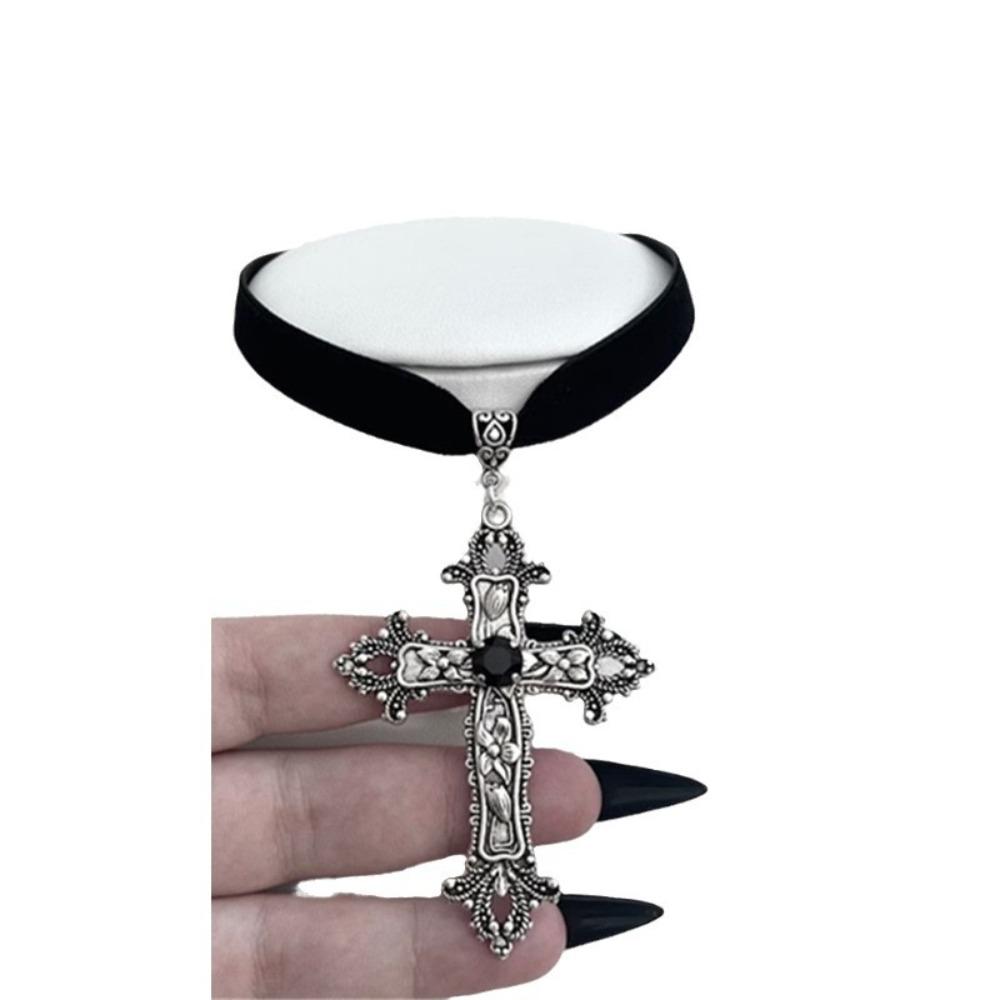 Gothic Sliver Color Relief Pattern Rhinestone Cross Pendant Red Black Velvet Choker Necklace for Women Hallowmas Jewelry Gifts