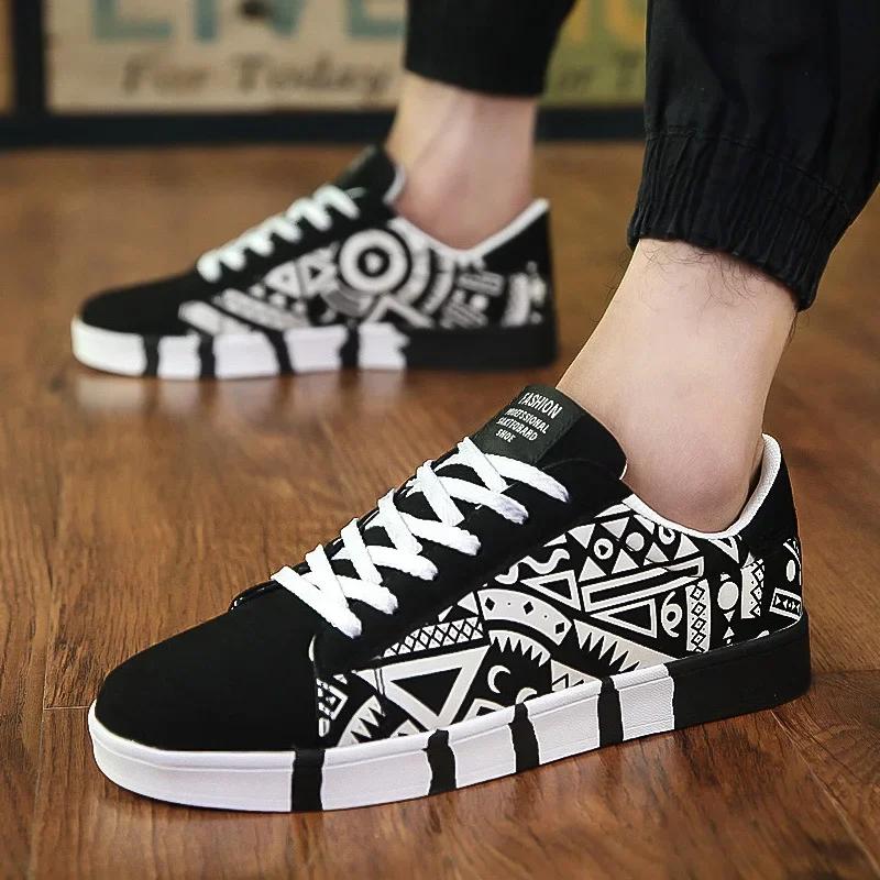 Fashion Men's Sneakers Graffiti Canvas Shoes Fashion Black Casual Shoes Lace-up Vulcanized Shoe Designer Flat Men Shoes Tenis Masculino