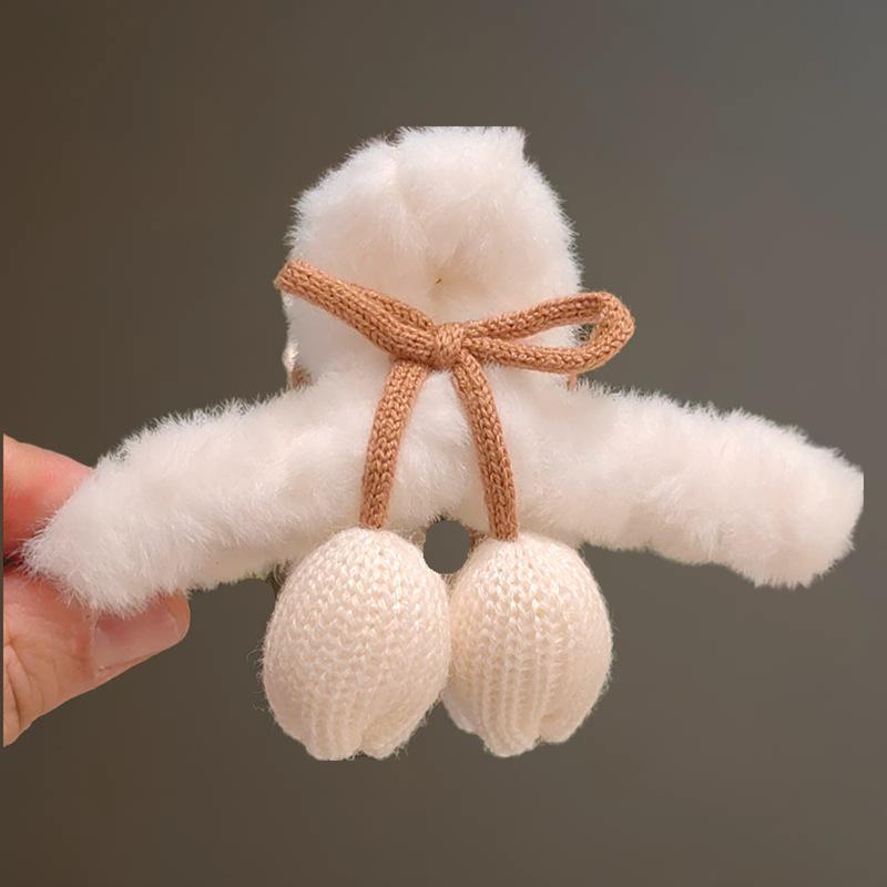 

Korean Tulip Texture Coffee Plush Claw Hair Clip слоновая кость