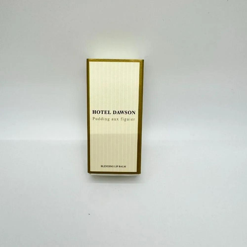 

Hotel Dawson Blending Lip Balm 2.4g 04 Pudding aux Figuiers Pudding aux Figuiers Blending Lip Balm