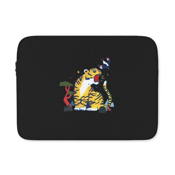 

All New Frame Tiger and Magpie Laptop Pouch