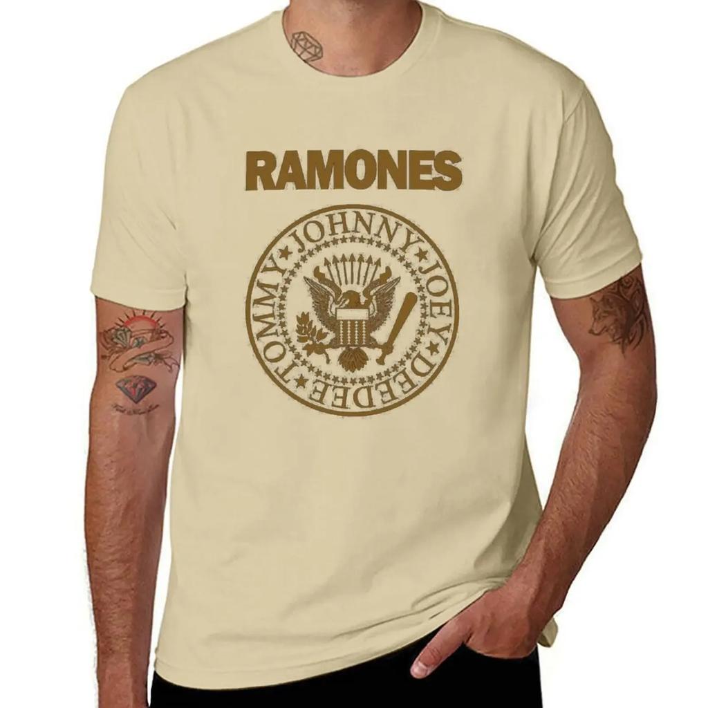Anime T Shirts for Men Graphic Golden Ramone Sweat Oversized Harajuku Graphic Men Clothing Summer Funny Style Oversized T Shirt