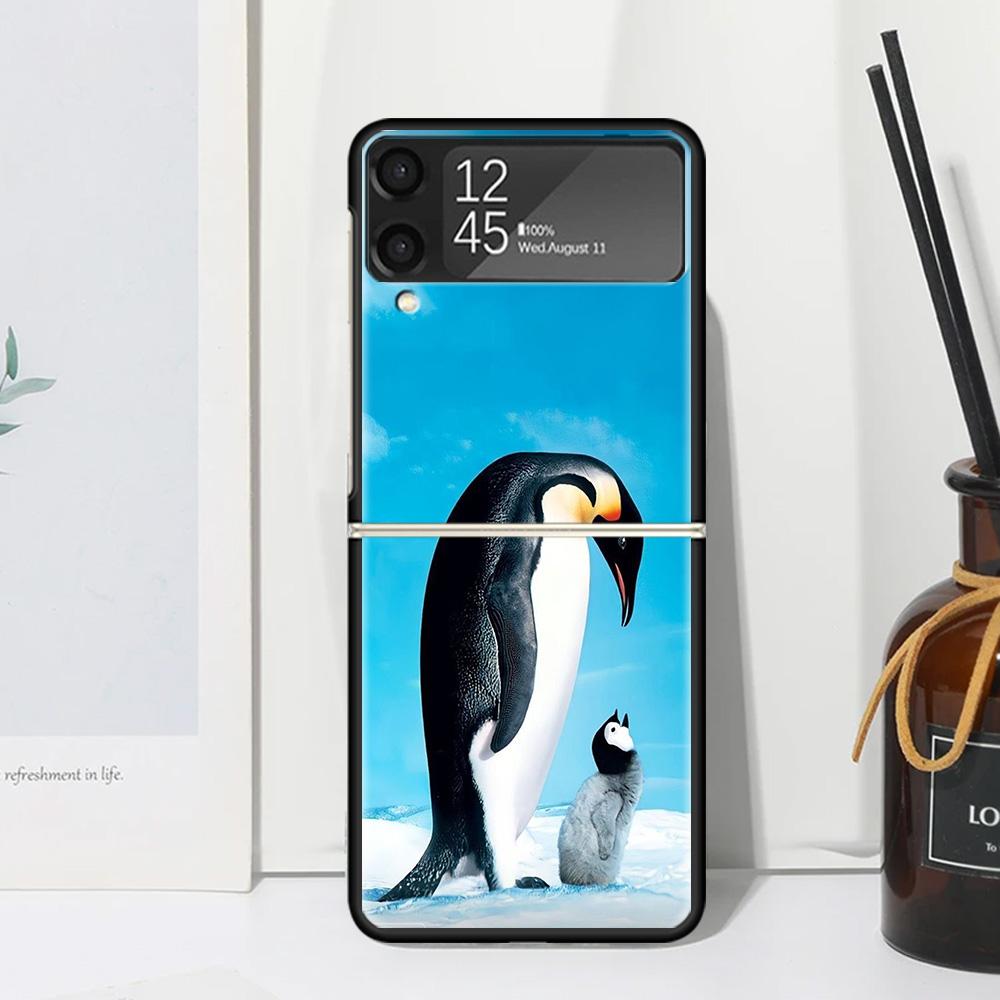 

Penguins Love At The North Pole Phone Case Cover for Samsung Galaxy Z Flip 7 6 5 4 3 5G Flip3 Flip4 Flip5 ZFlip6 ZFlip7 Black Fu Samsung Z Flip 3