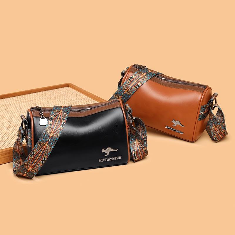 Soft Leather Texture Messenger Bag Fashionable and Simple Solid Color Women's Bag Flow Retro Casual Shoulder Bag Mother Bag