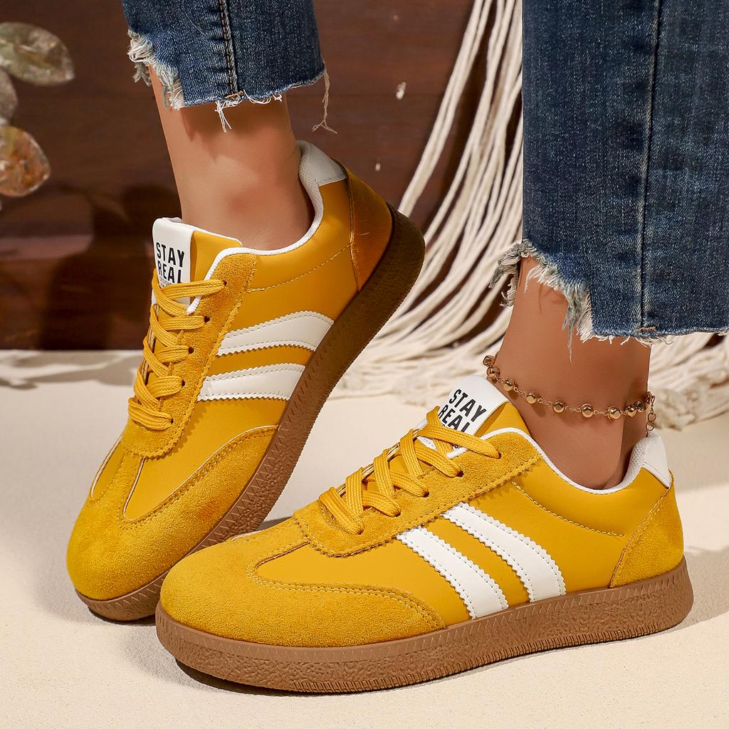 Women's Fashi Brown Flat Sneakers 2026 Spring White Striped Thick Sole Casual Shoes Woman Light Streetwear Vulcanize Shoes