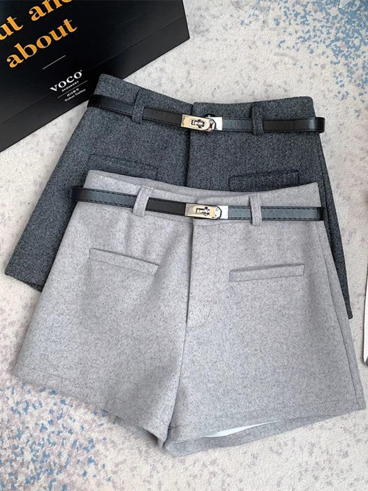 High-Waisted Women's Woolen A-Line Shorts - 2026 Autumn/Winter Collection, Fashionable Wide-Leg Bootcut Style.