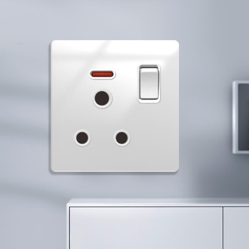 Huihuang Grå Herdet Glass Speil 1-Gangs 5-Hulls Bryter Stikkontakt Panel 86-Type Vegginnfelt.