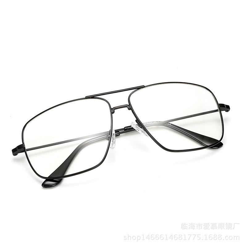 Metal Lightweight Large Frame Glasses Retro Flat Sunglasses for Men Women Fashion Classic Plain Spectacles