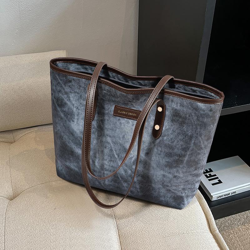 

2025 New Autumn Winter Women s Tote Bag Versatile Commuter Bag Large Capacity High-end Feel Single Shoulder Handbag синій