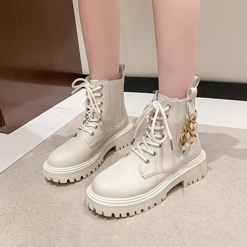 Martin Boots Short Leather Boots Women's Autumn and Winter New Large Size Metal Chain Decorative Chelsea Short Boots Women's Boots