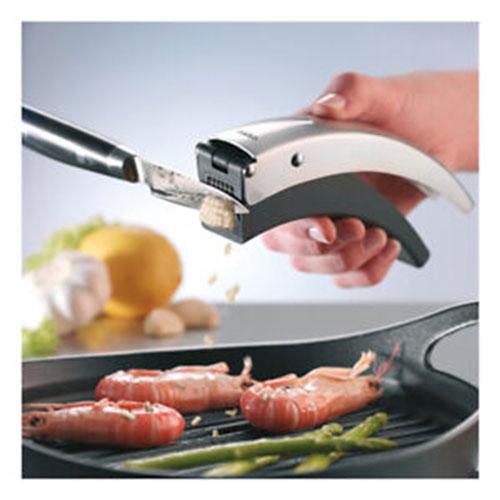 Gefu Garlico Tăietor de usturoi din oțel inoxidabil