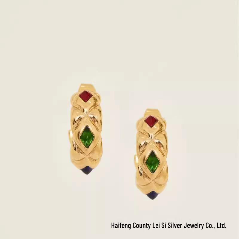 

Cheng Xiao Yi Mengling Gold Vintage Three-Diamond Flowing Earrings: Original Niche Design for a High-End, Elegant Look. золотой