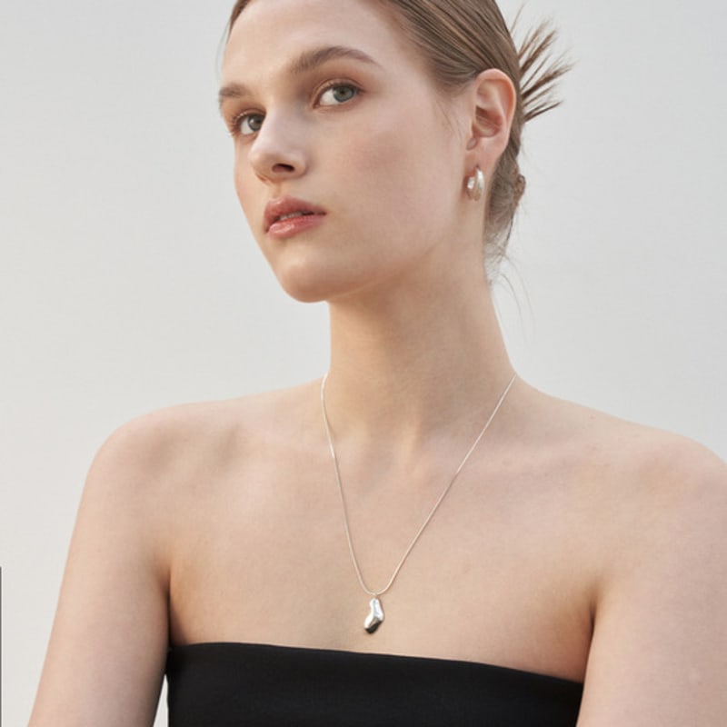 

cotoit Fluid Necklace Vertical GOLD