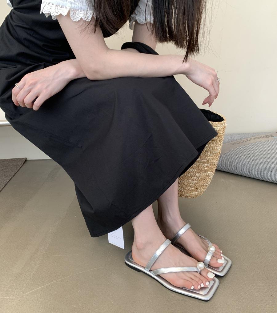 

French toe small cool slippers fairy shoes summer wear 2025 new silver temperament high heels sandals 40 срібний