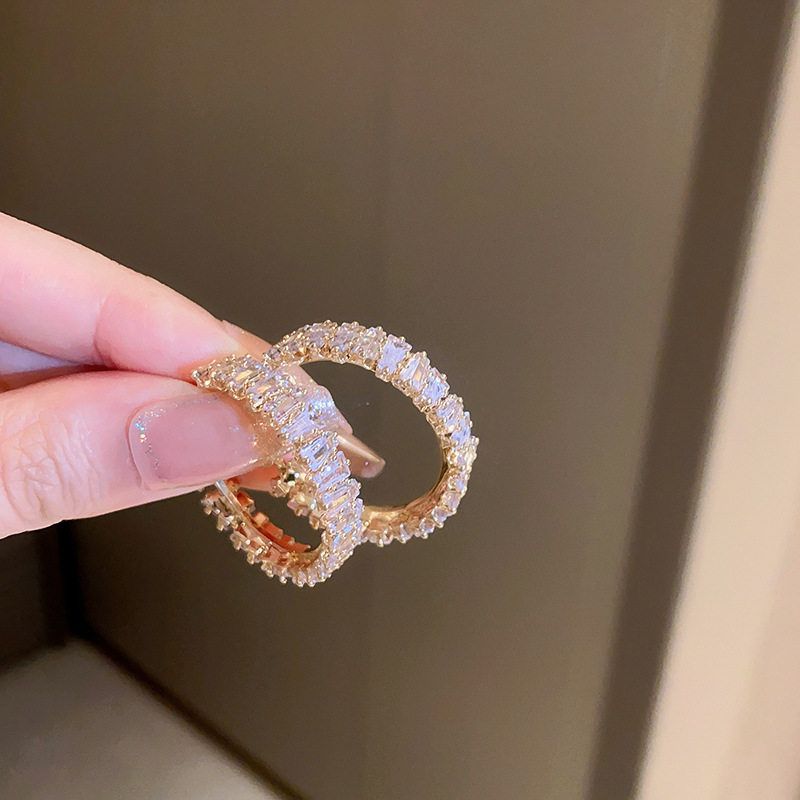 

Accessible Luxury Square Zircon round Ring Earrings Fashion Silver Needle Silver Needle-Gold