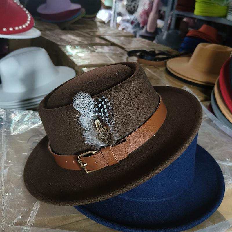 Vintage Pork Pie Hat Men feather fedora hat Webbing Decorative flip-brim Felt hats Panama Gentlemen women Church Jazz Hat
