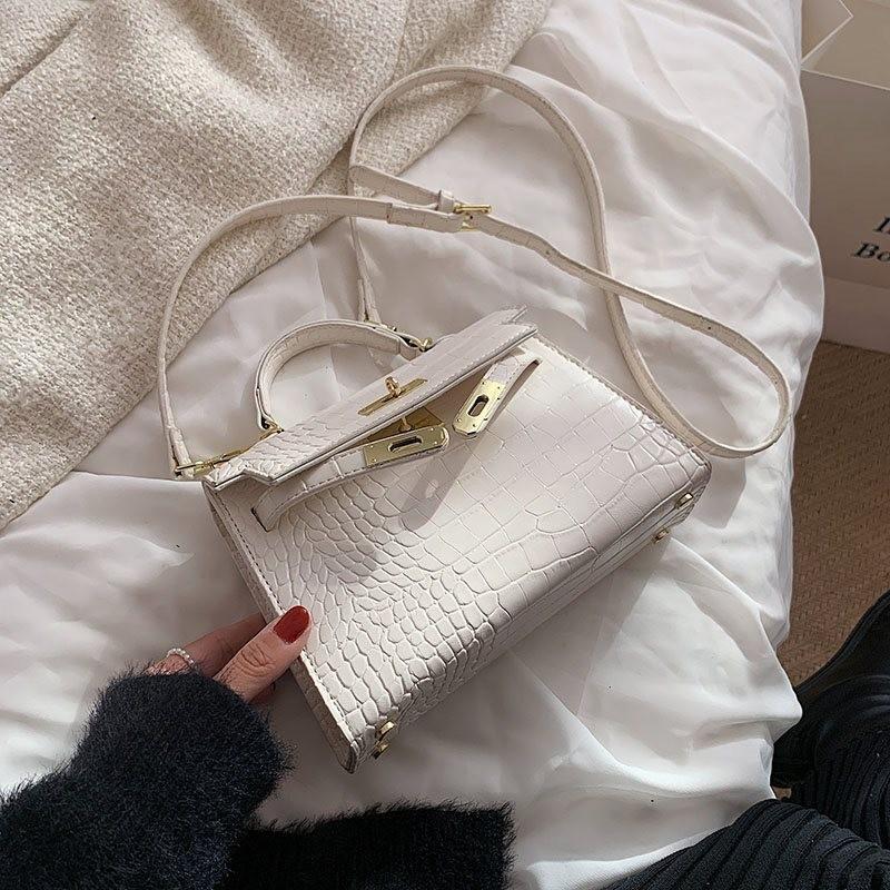 

Stylish Crocodile Pattern Handbag For Women Large Versatile Shoulder Bag Ideal For Daily Use Small White