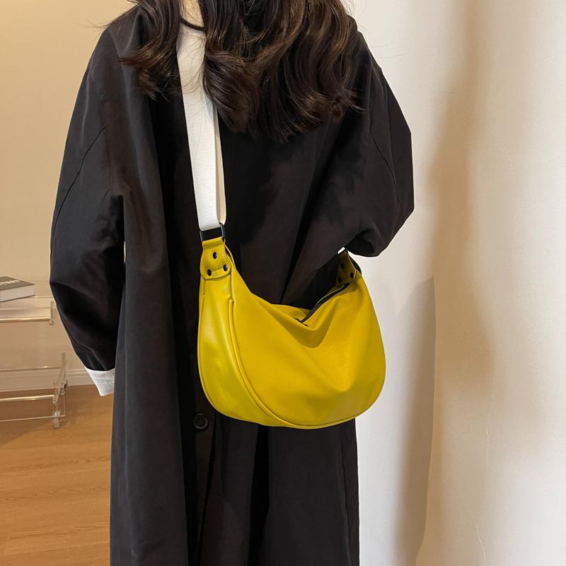 Women Vintage Solid Color Flap Small Saddle Shoulder Underarm Bag Fashion PU Leather Casual Crossbody Bag