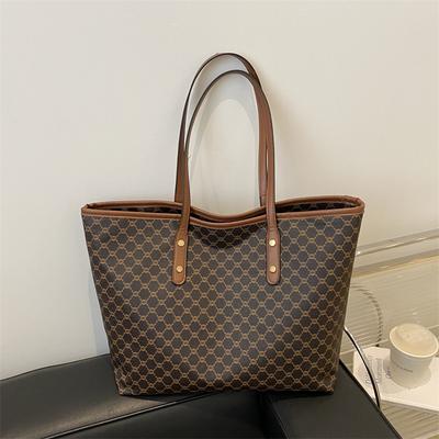 Tasche der Retro-Klasse mit großem Fassungsvermögen, trendige Einkaufstasche für Damen, Umhängetasche.