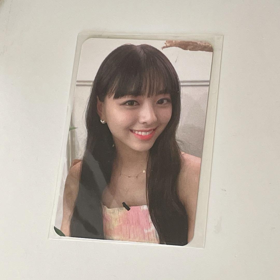 

[USED] ITZY Yuna NOTSY SUBK bonus trading card