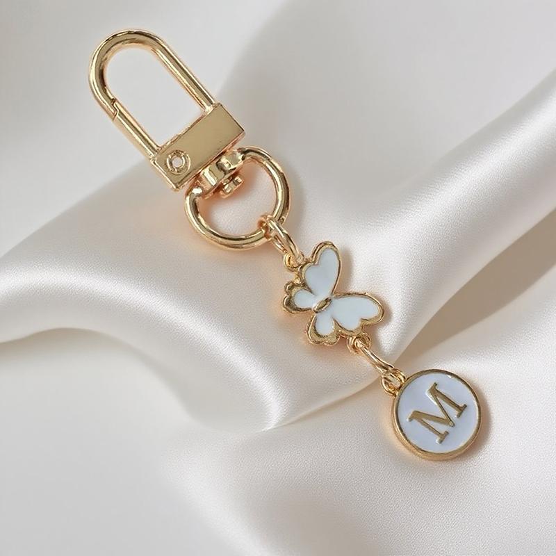 Metalowy Brelok z Literą Motyla A-Z 26 Liter Brelok Urok Uchwyt na Klucze Samochodowe Zawieszka do Torby Akcesoria Biżuteria Prezent